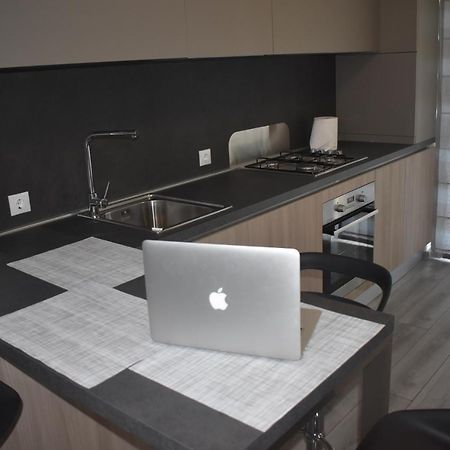 Roman'S Apartment City Residence Sibiu Bagian luar foto