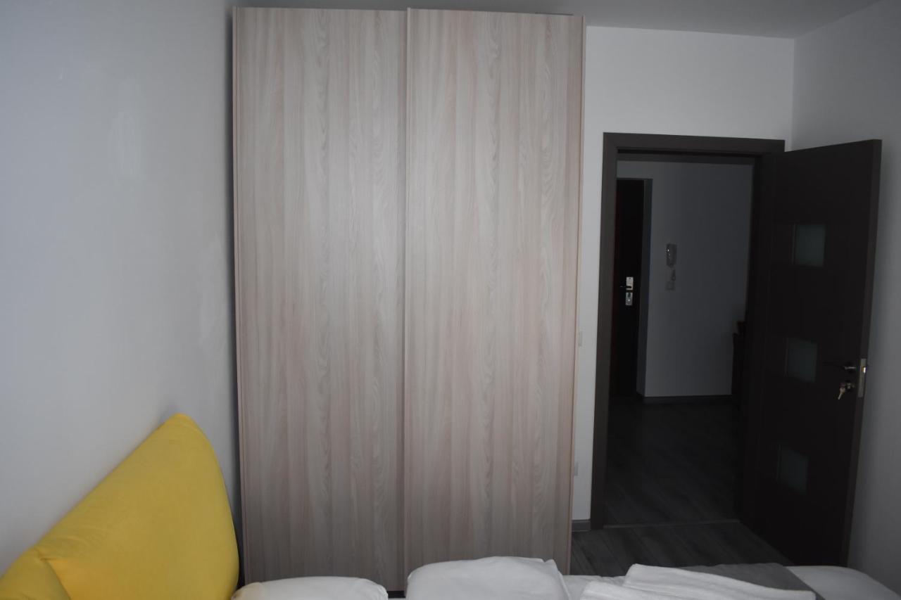 Roman'S Apartment City Residence Sibiu Bagian luar foto